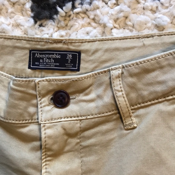 NWT Abercrombie & Fitch Khaki Chino Shorts - Picture 3 of 5